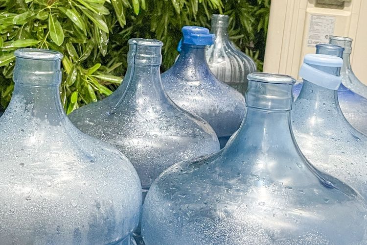 Galon Guna Ulang Tua Memiliki Zat Kimia Yang Berbahaya Bagi Kesehatan