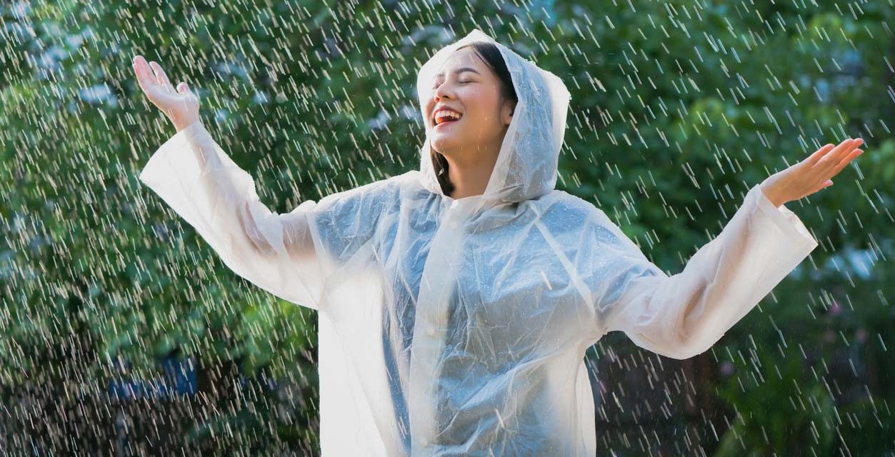 Musim Hujan: Persiapan Dan Tips Tetap Sehat Selama Basah