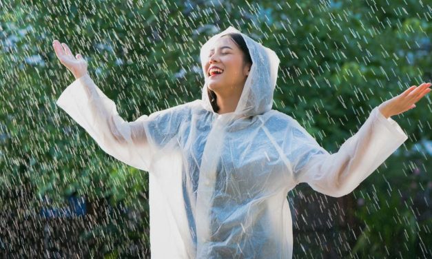 Musim Hujan: Persiapan Dan Tips Tetap Sehat Selama Basah