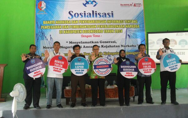 Peran Pemerintah Dan Masyarakat Dalam Memerangi Narkoba