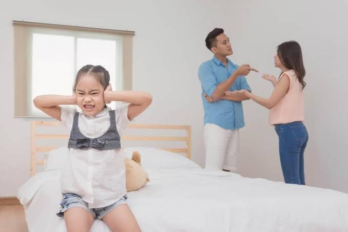 Dampak Broken Home Terhadap Perkembangan Anak Dan Remaja
