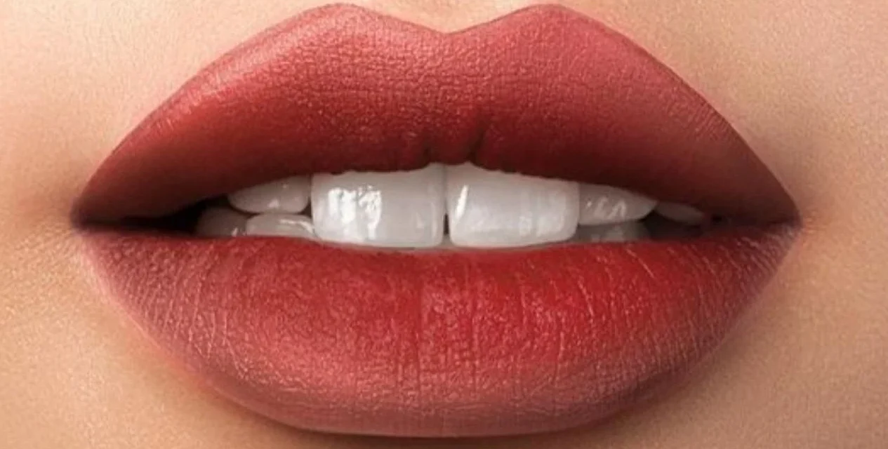 Ombre Lips Masih Tren, Teknik Dan Warna Yang Sedang Populer