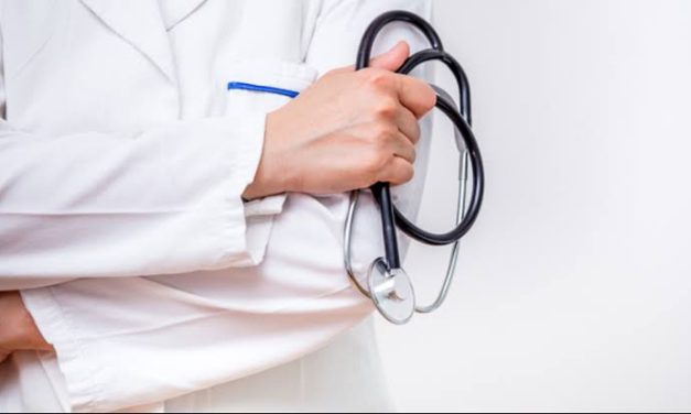 Tanggung Jawab Dokter Dalam Menjaga Kesehatan Masyarakat