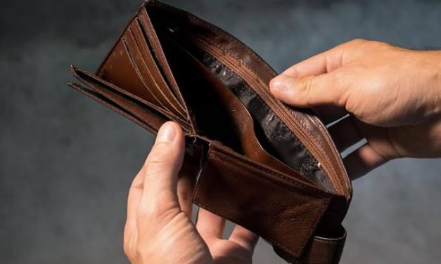Cara Mengurangi Kebiasaan Konsumtif Di Era Belanja Online