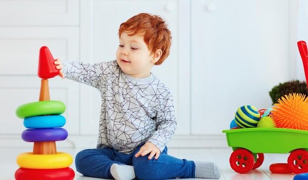 Perlengkapan Anak: Daftar Kebutuhan Esensial Sesuai Tahap Usia