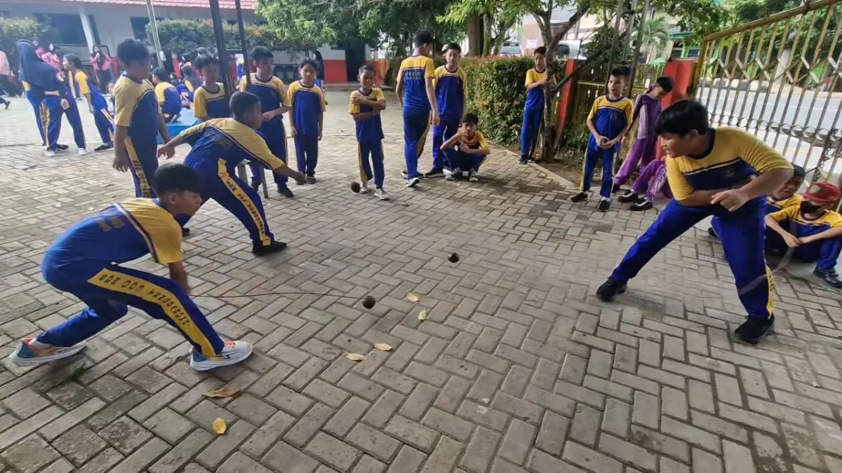 Permainan Tradisional Mulai Diperkenalkan Kembali