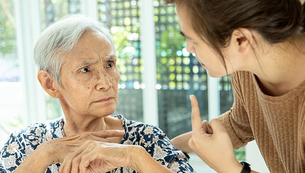 Alzheimer: Gangguan Memori Dan Dukungan Bagi Penderitanya