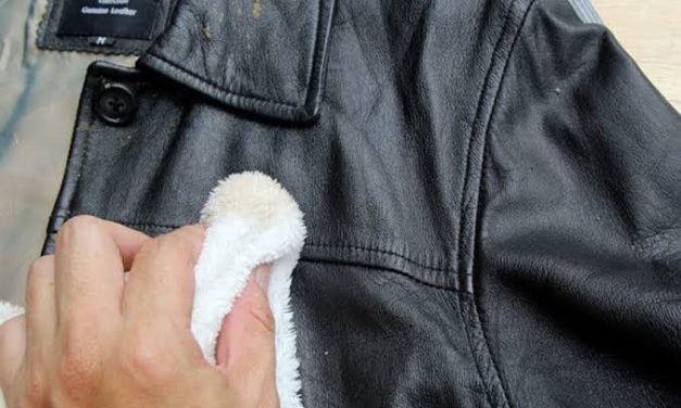Merawat Pakaian Kulit: Cara Membersihkan Dan Menyimpannya